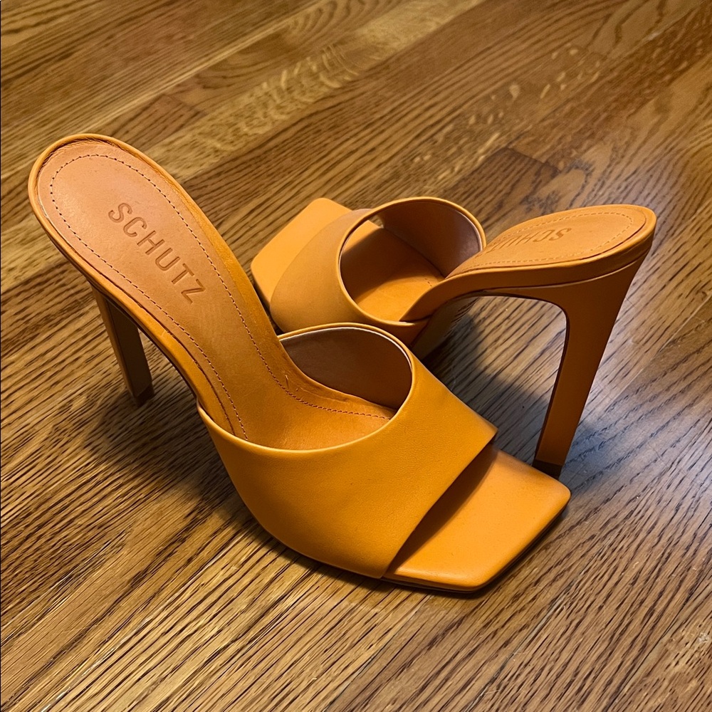 SCHUTZ Kate Women's Bold Orange Heels